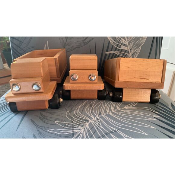 3 Vtg Community Rifton N.Y. Maple Wood Dump Fuel Truck SET - Picture 5 of 9